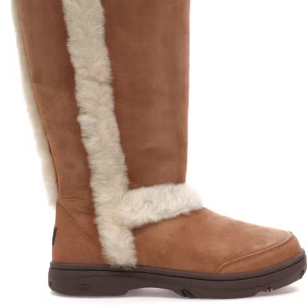 UGG Tan Boots with Cream Shearling